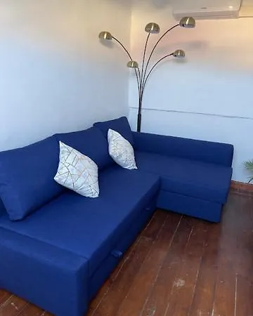 Casa A 100 Metri Dal Mare דירה *