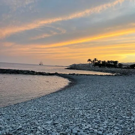 Daire Casa A 100 Metri Dal Mare *