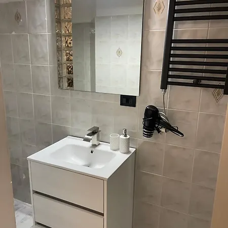 Casa A 100 Metri Dal Mare * Imperia